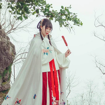 古典可愛女生頭像，唯美古風真人頭像