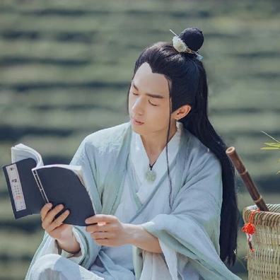 青山書生氣息男生頭像，唯美古風(fēng)真人頭像