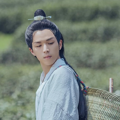 青山書生氣息男生頭像，唯美古風(fēng)真人頭像