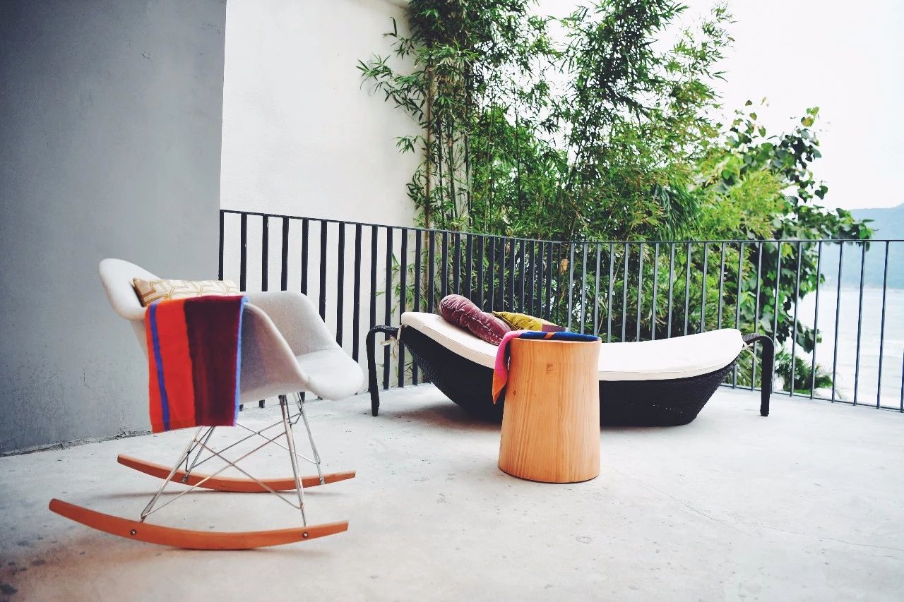 三亞·六甲，大海中放肆的玩才對得起青春