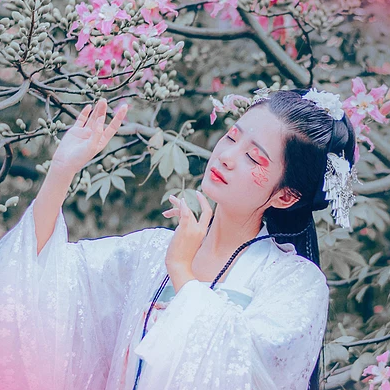 粉色浪漫女生頭像，唯美古風(fēng)真人頭像