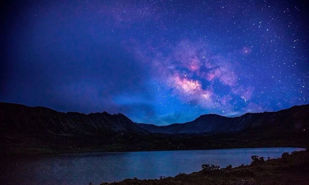 光和云朵·雪寶頂，喂馬劈柴看盡四季繁華