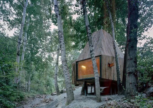 光和云朵·雪寶頂，喂馬劈柴看盡四季繁華