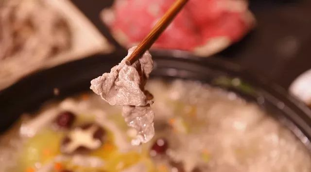 光和云朵·雪寶頂，喂馬劈柴看盡四季繁華