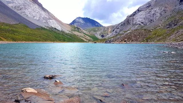 光和云朵·雪寶頂，喂馬劈柴看盡四季繁華