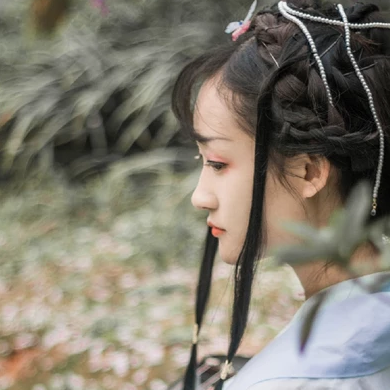 清新粉花女生頭像，唯美古風真人頭像