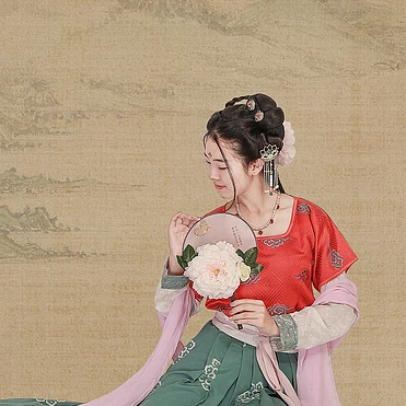 古典牡丹帶傘團扇女生頭像，唯美古風(fēng)真人頭像