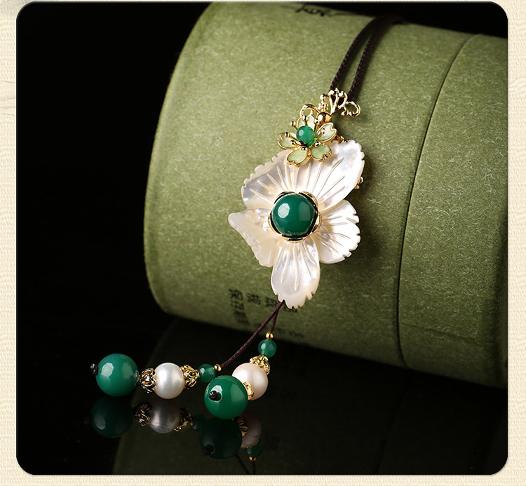 珍珠流蘇花朵鎖骨鏈，小清新項(xiàng)鏈?zhǔn)罪? src="/yuedu/d/file/bigpic/190404/04/13-1P413110401.jpg" / data-GVOx="HYdgab"><br / data-Dn7Y="0YDOiG">
	<img alt=