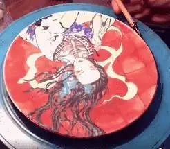 自帶仙氣的手繪插畫，古典與現(xiàn)代的巧妙結(jié)合