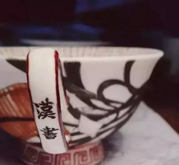 自帶仙氣的手繪插畫，古典與現(xiàn)代的巧妙結(jié)合