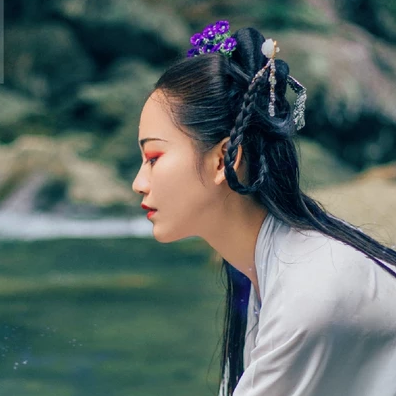 青蓮芙蓉女生頭像，唯美古風(fēng)真人頭像
