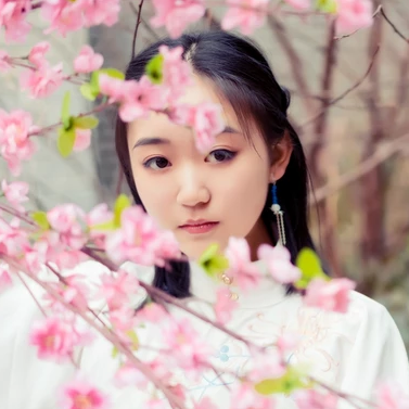 清新文藝淡雅女生頭像，唯美古風真人頭像