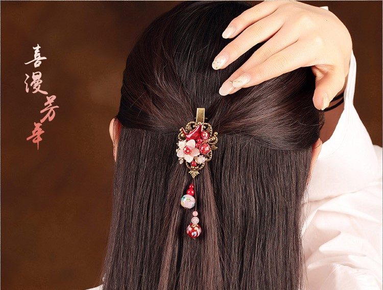 喜漫芳華發(fā)夾，嬌媚典雅紅色發(fā)飾頭飾