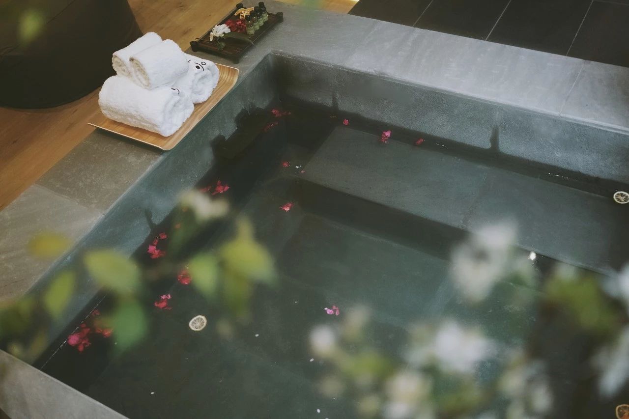 成都·坐忘森林，一宿一悟在火鍋之城住森林里