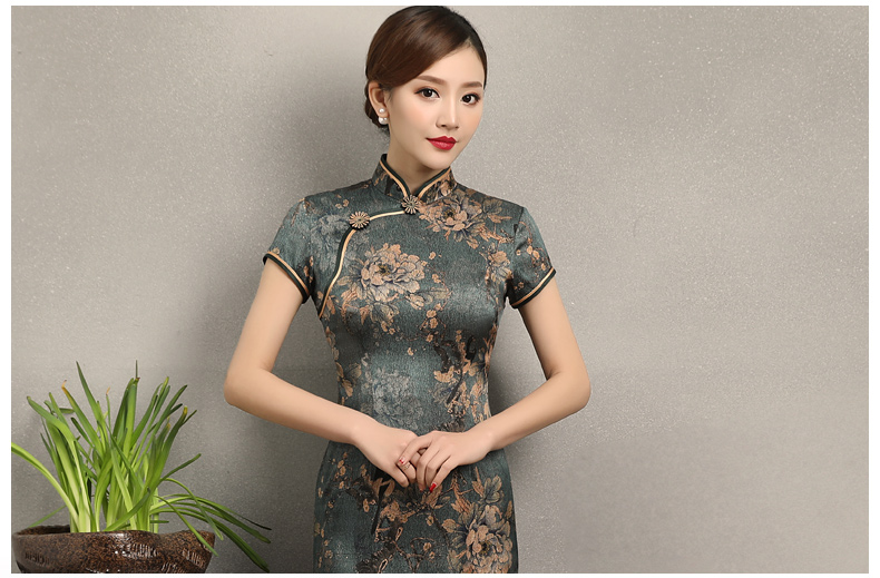 匠心啟航閱讀花牡丹旗袍，復(fù)古典雅修身旗袍裙