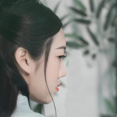 文藝清新碧春女生頭像，唯美古風(fēng)真人頭像