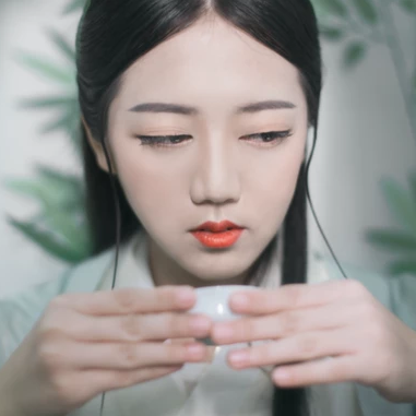 文藝清新碧春女生頭像，唯美古風(fēng)真人頭像