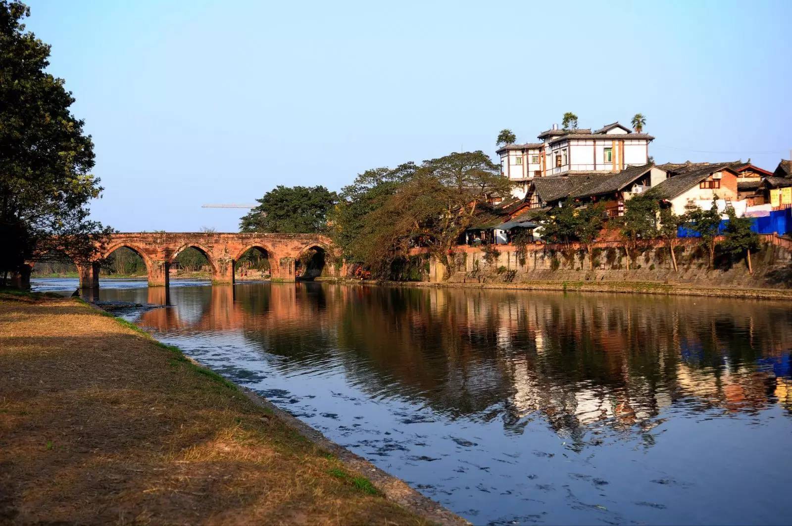 中國最適合私奔的10個古鎮(zhèn)：春暖花開旅途美麗！