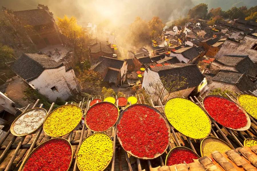 中國(guó)最適合私奔的10個(gè)古鎮(zhèn)：春暖花開(kāi)旅途美麗！