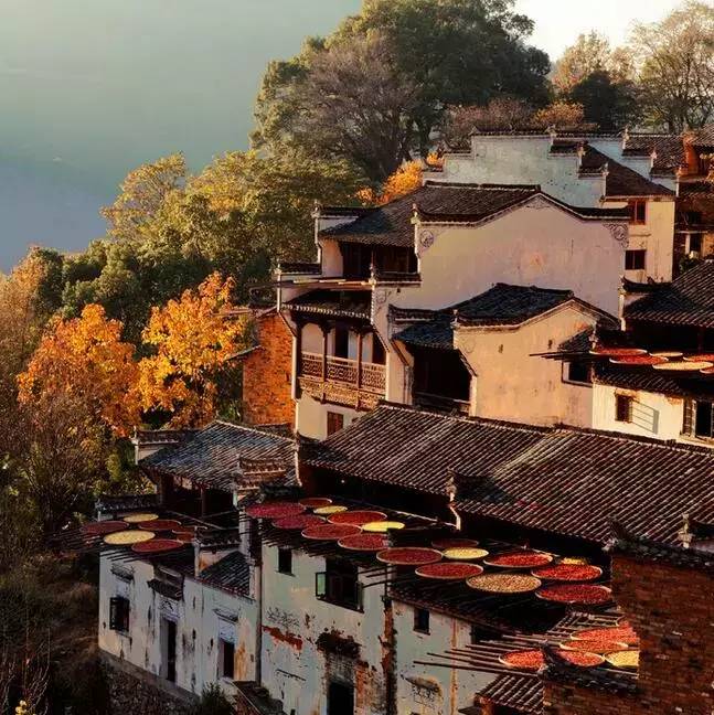 中國(guó)最適合私奔的10個(gè)古鎮(zhèn)：春暖花開(kāi)旅途美麗！