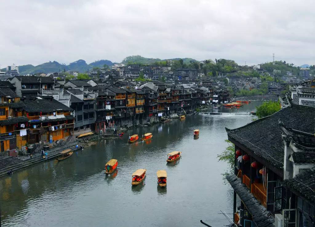 中國最適合私奔的10個古鎮(zhèn)：春暖花開旅途美麗！