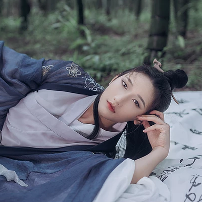 禪意喝酒女生頭像，唯美古風(fēng)真人頭像