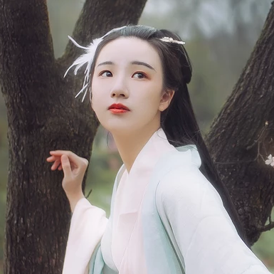 清新花朵帶傘女生頭像，唯美古風(fēng)真人頭像