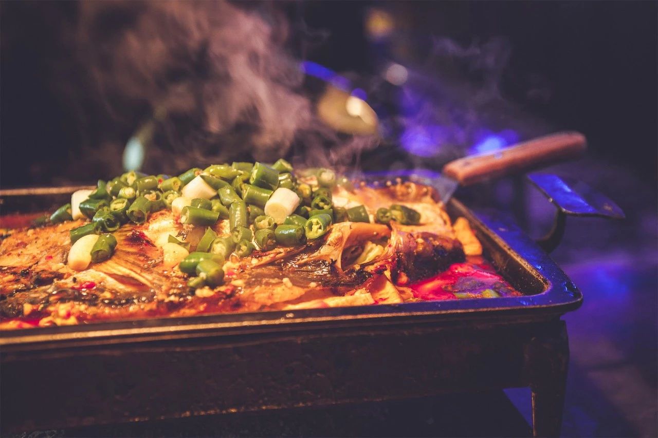 銀川·印象熙岸，經(jīng)典徽派造型巧妙的融合在古鎮(zhèn)