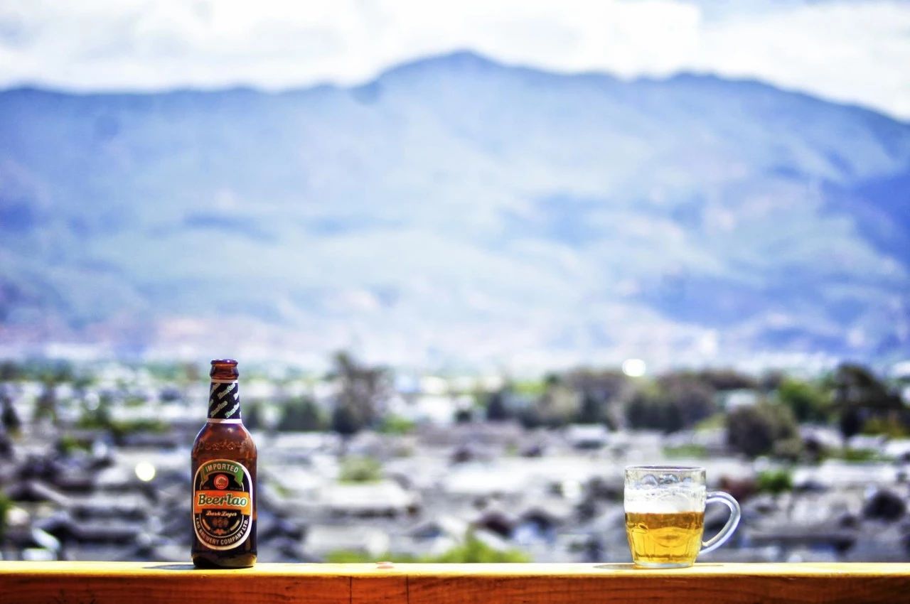 麗江·浮云社，將一切凡塵俗世都看作浮云