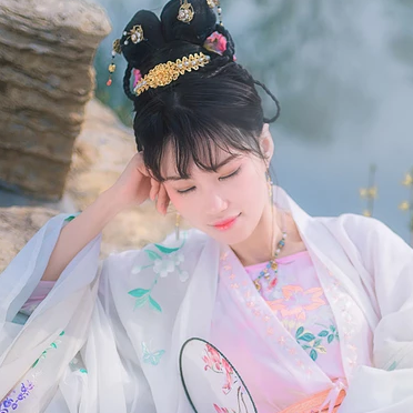 櫻粉清新女生頭像，唯美古風(fēng)真人頭像