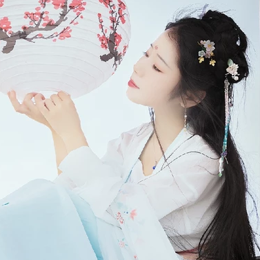 明媚江湖女生頭像，唯美古風(fēng)真人頭像