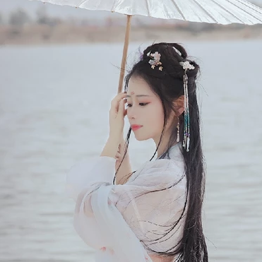 明媚江湖女生頭像，唯美古風(fēng)真人頭像