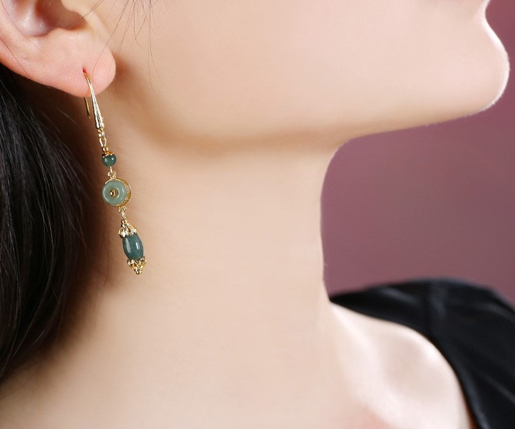 氣質(zhì)翡翠吊墜耳環(huán)，古風(fēng)古典首飾