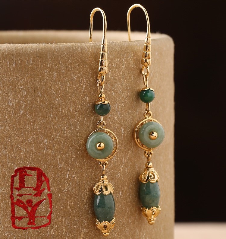 氣質(zhì)翡翠吊墜耳環(huán)，古風(fēng)古典首飾