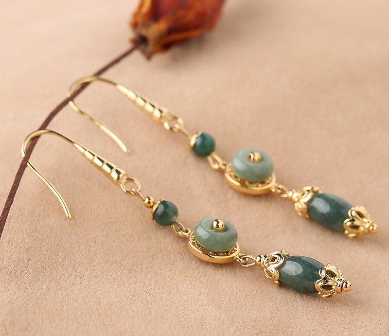 氣質(zhì)翡翠吊墜耳環(huán)，古風(fēng)古典首飾
