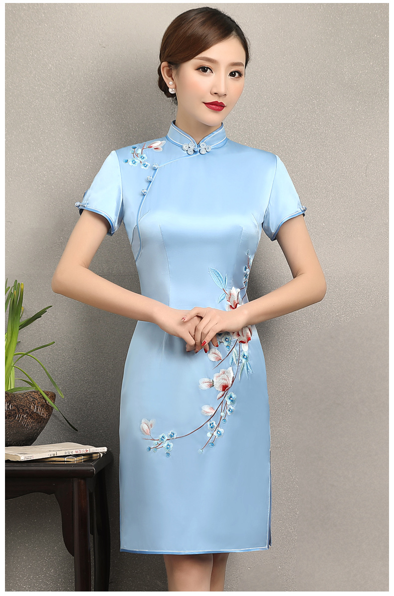 淡藍清新繡花旗袍，散香時尚旗袍裙