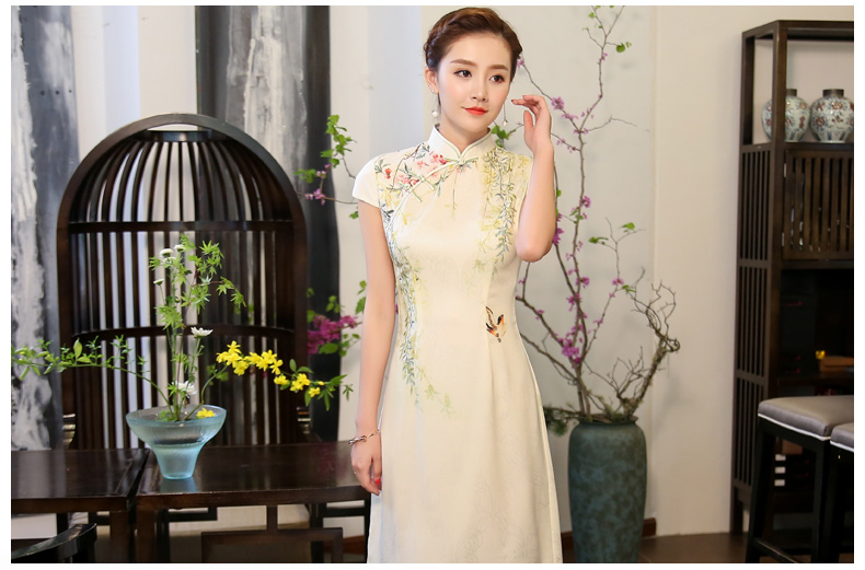 綠盈柳絲繡花旗袍，清新唯美旗袍裙