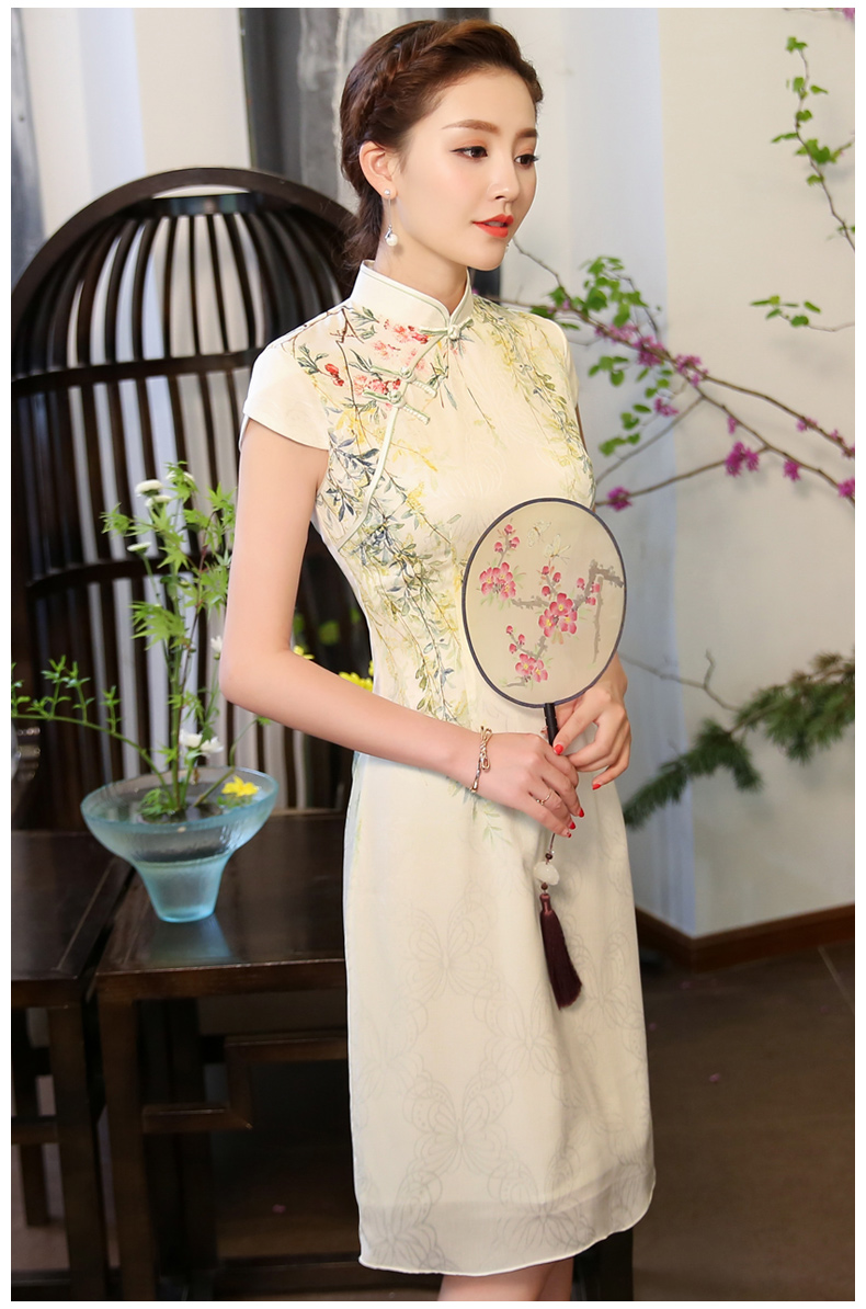 綠盈柳絲繡花旗袍，清新唯美旗袍裙