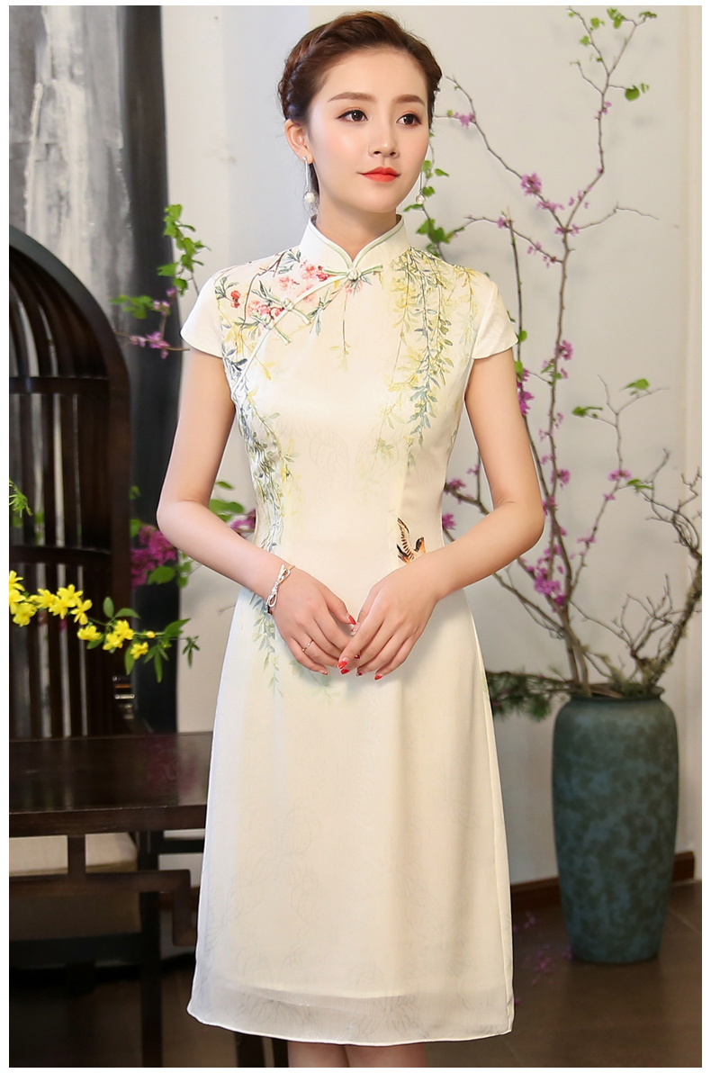 綠盈柳絲繡花旗袍，清新唯美旗袍裙