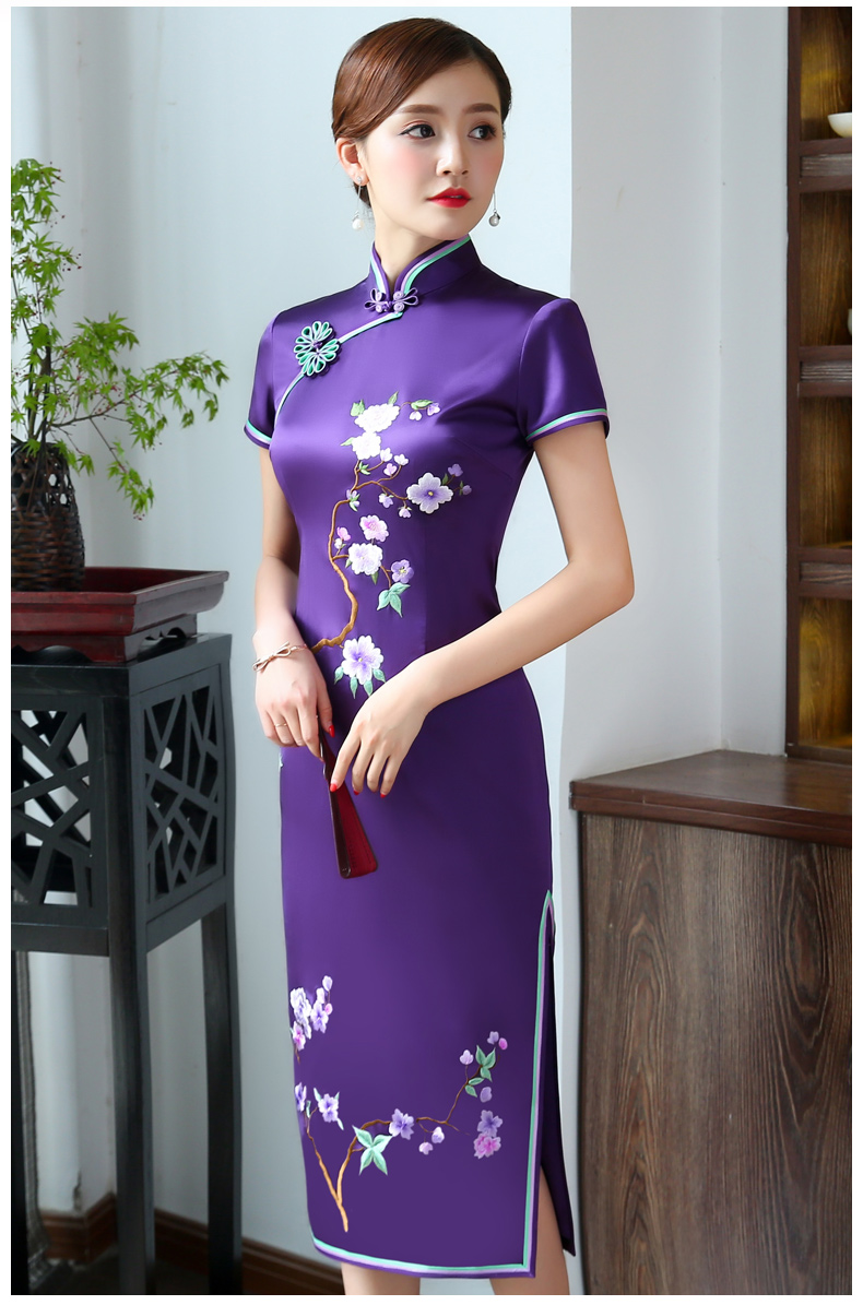 精致繡花高貴紫旗袍，時尚典雅旗袍裙