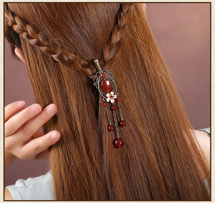 古典美人的發(fā)夾，溫婉氣質(zhì)紅色頭飾