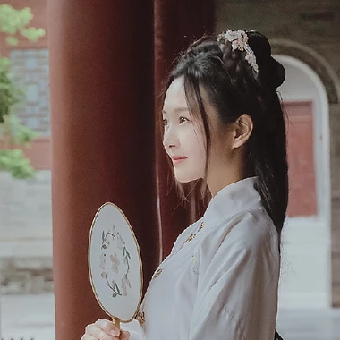 甜美可愛帶傘團(tuán)扇女生頭像，唯美古風(fēng)真人頭像