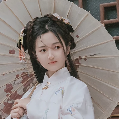 甜美可愛帶傘團(tuán)扇女生頭像，唯美古風(fēng)真人頭像