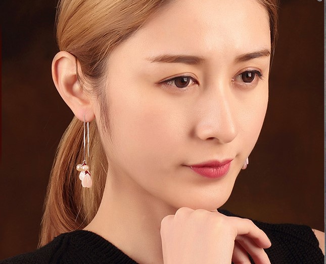 小清新珍珠貝殼耳環(huán)，唯美花瓣吊墜耳環(huán)首飾