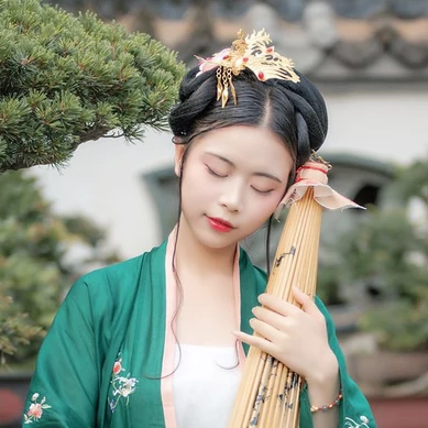 美人凄兮女生頭像，唯美古風(fēng)真人頭像