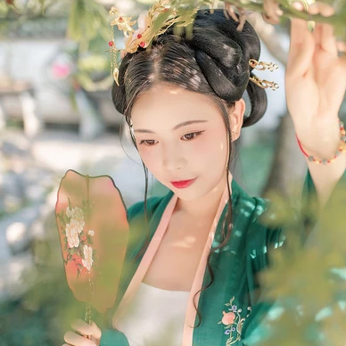 美人凄兮女生頭像，唯美古風(fēng)真人頭像