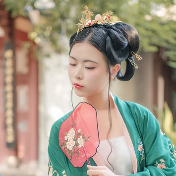 美人凄兮女生頭像，唯美古風(fēng)真人頭像