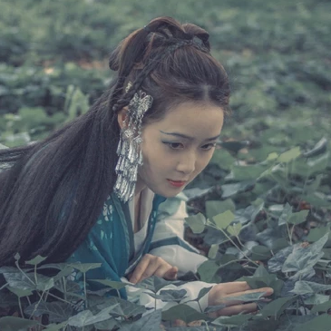 青衣帶斗笠女生頭像，唯美古風(fēng)真人頭像