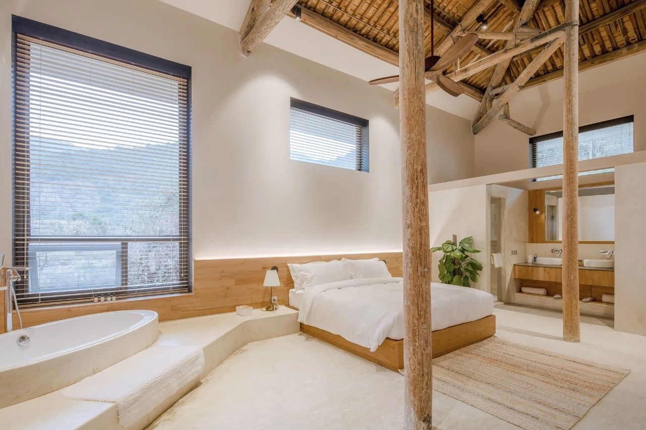 九熹·大樂之野，流水的大樂之野鐵打的小白墻