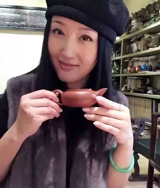 手串怎么戴？左戴玉右戴銀養(yǎng)生更養(yǎng)人！